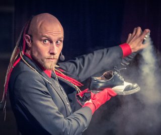 Magirök med trollkarlen Arkadia.
